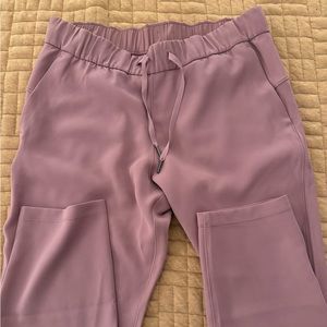 Lululemon On the Fly